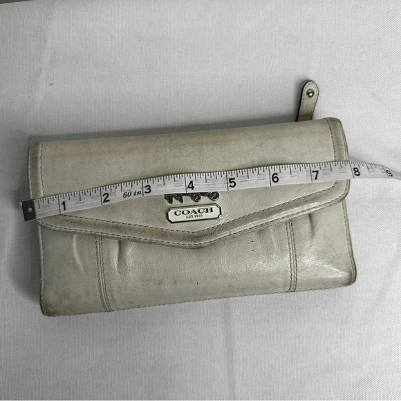 Coach Madison Envelope Wallet Clutch - Picture 3 of 11